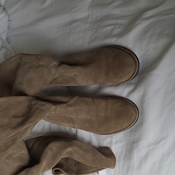 COPY - Stuart Weitzman Over the knee Boots - Picture 4 of 4